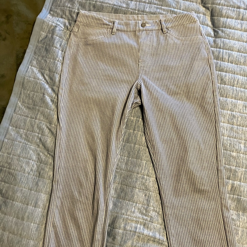 Uniqlo Women's Striped Jeans - Blue  and White
